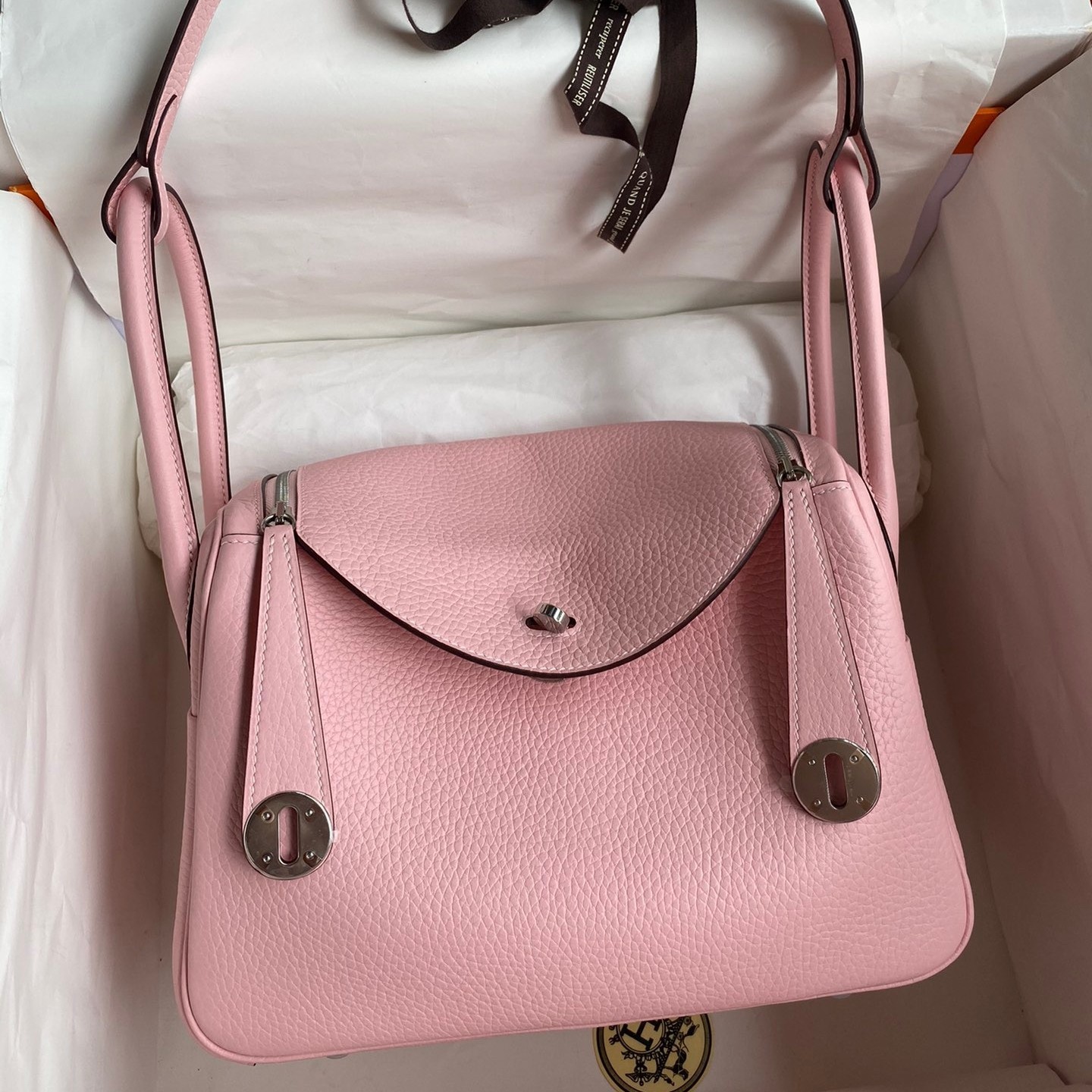 Hermes Lindy 26 Handmade Bag In Rose Sakura Clemence Leather