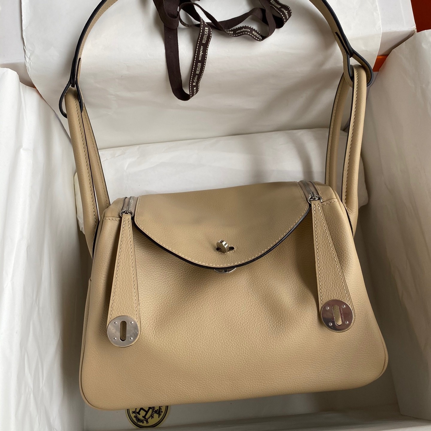 Hermes Lindy 26 Handmade Bag In Trench Clemence Leather